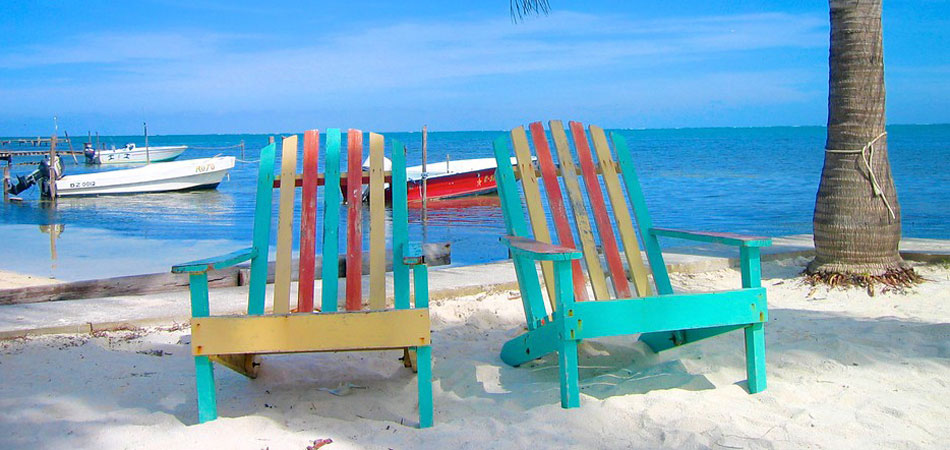 package-belize-caye-caulker-beach-chair